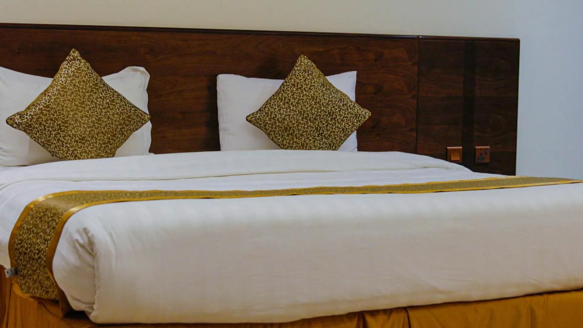 Golden New Hira Hotel Джедда